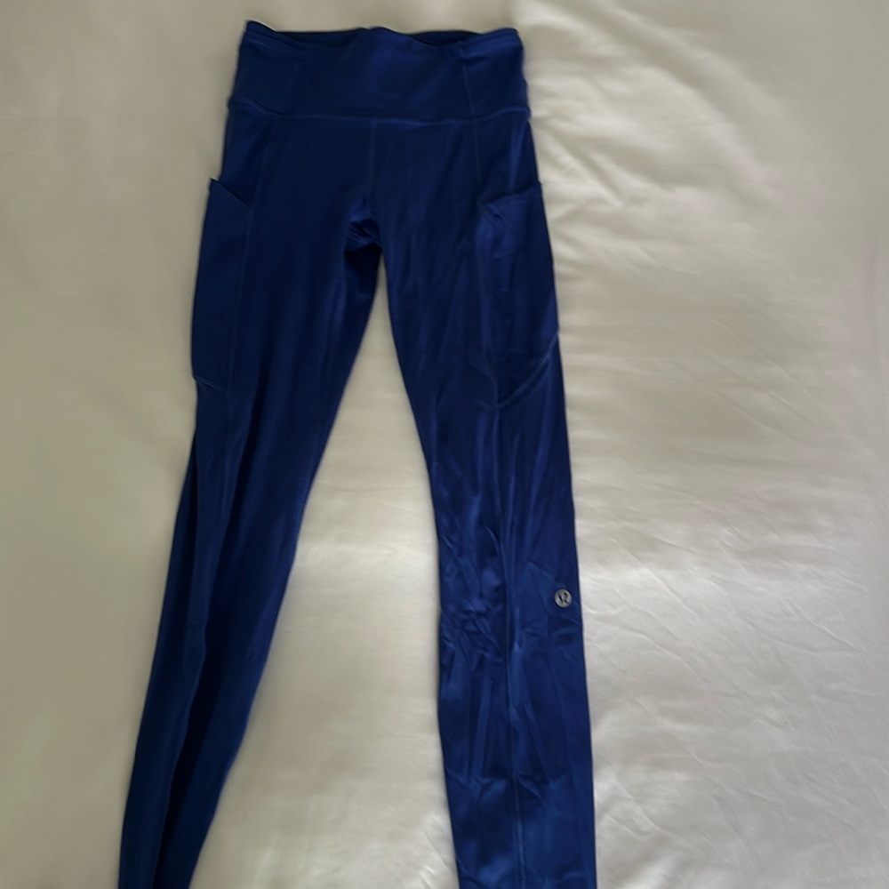 Royal blue lulu leggings. Size 4. Has pockets